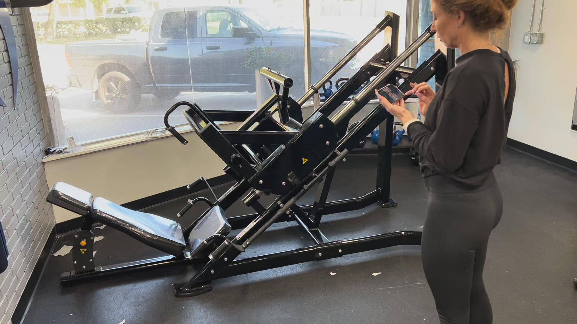 Isolateral Leg Press (BodyKore FL1801) - Floor Model, Fully Assembled
